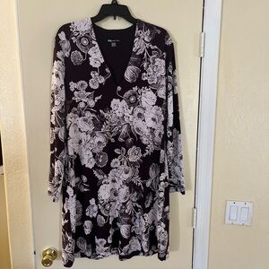 Anne Klein Eggant Purple/White Floral V-Neck Slip On Short Dress XL Exce Condi